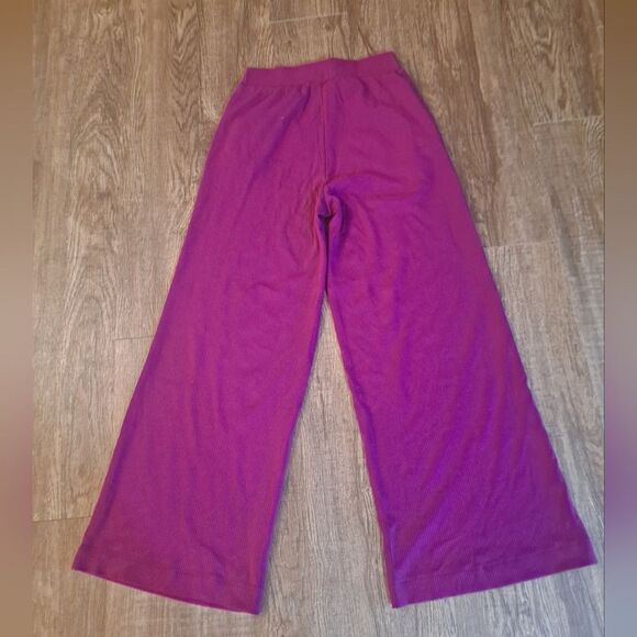 TEREZ Wide Leg Ribbed Pants Raspberry Color NWOT MSRP $162 Small - Picture 4 of 5
